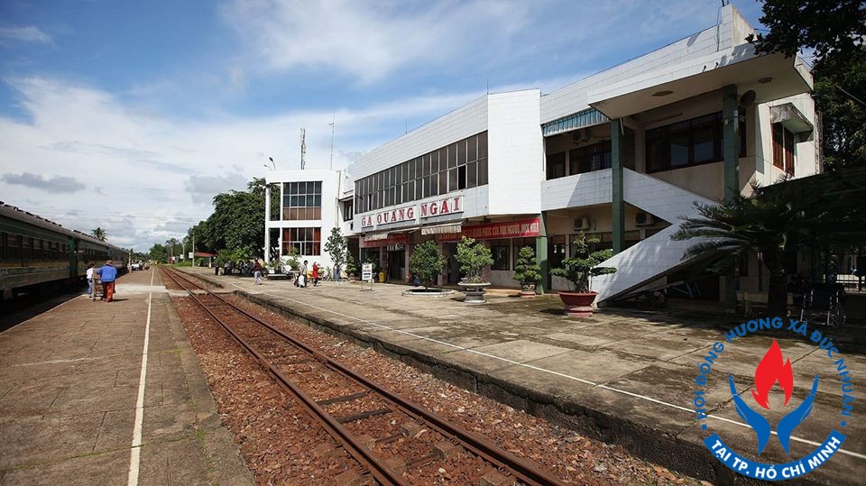 CHIỀU SÂN GA