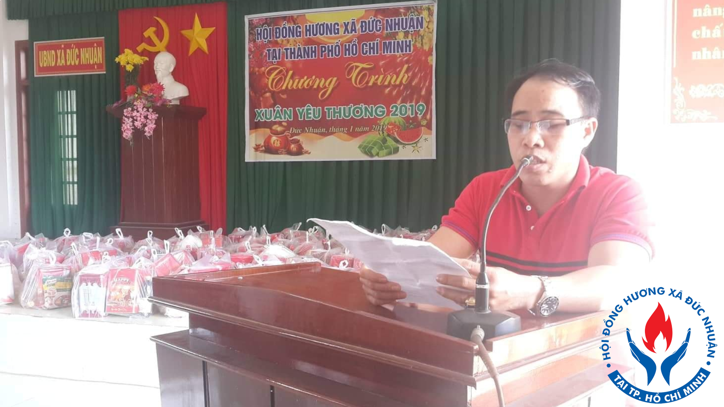 Anh Thích Sự Thật - Nguyễn Xem trực tiếp tham gia tặng quà bà con trong chương trình Xuân Yêu Thương